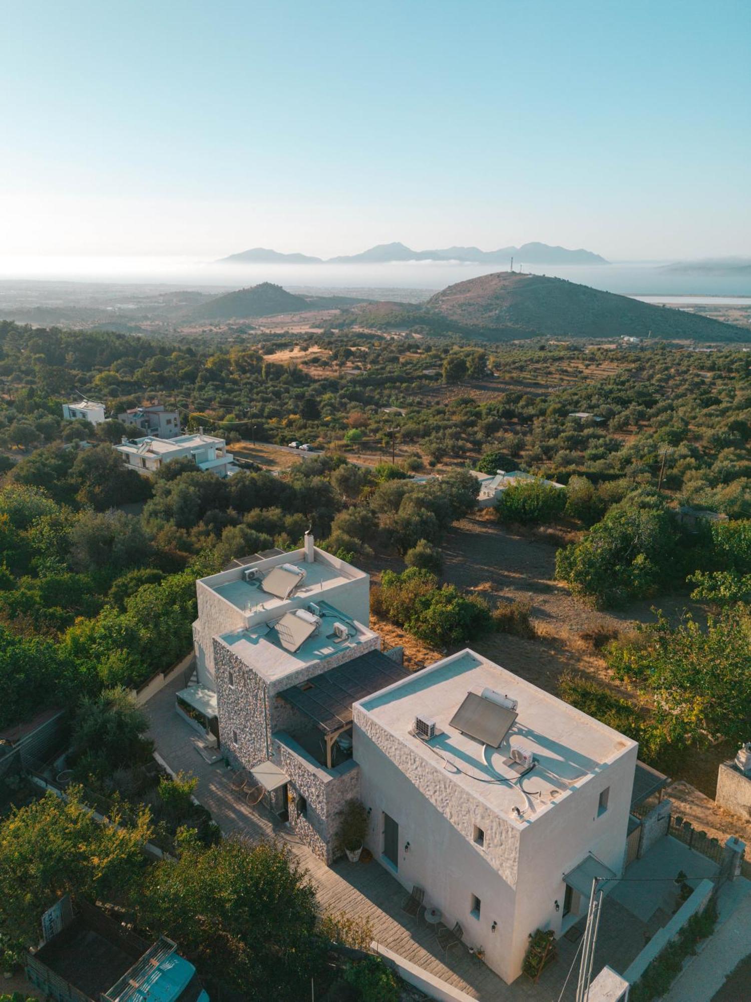 Villa Rosa - Luxury Villas With Panoramic Views Lagoudi Zia Exterior photo